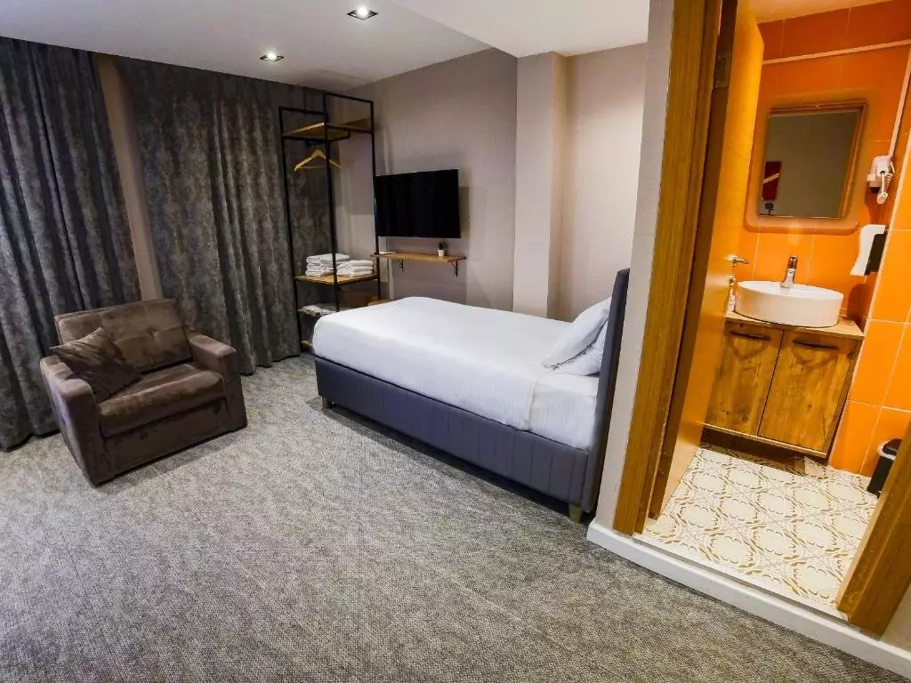 اتاق Rexee Hotel